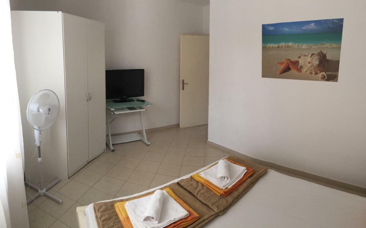 Apartmani Irena Jezevac Krk Island Eksteriør bilde